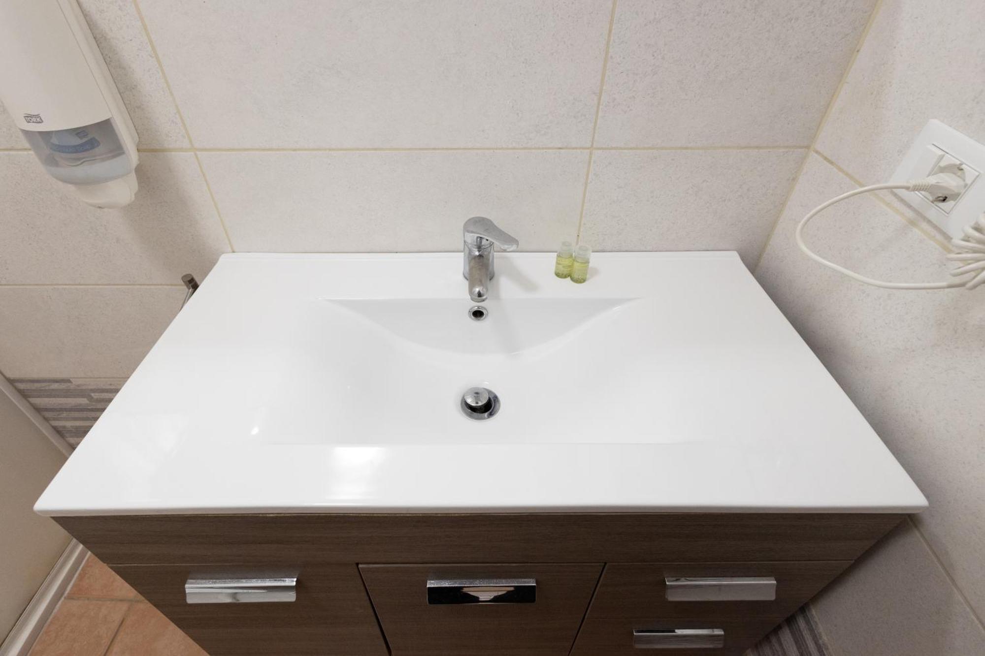 Tourist House Bologna Pratellino - Self Check-In Apartment Екстериор снимка